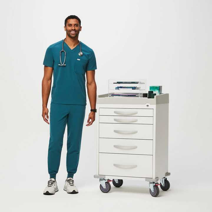 Men Stretch Jogger Scrubs Set – Multiple Colors Available